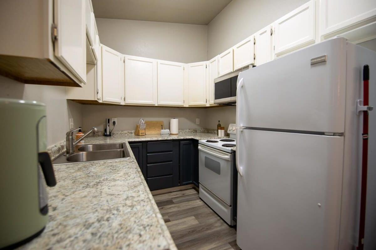 Stylish1 Bed 1 Bath Apartment Анкоридж Екстер'єр фото